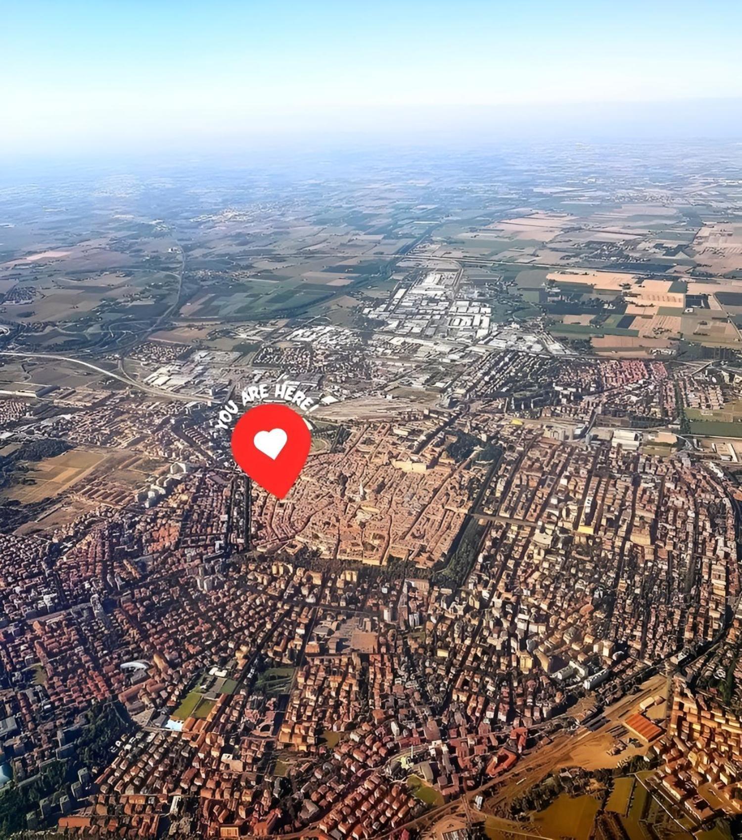 Апартаменти Free Parking - Modena Prestige, La Porta Sul Centro Екстер'єр фото